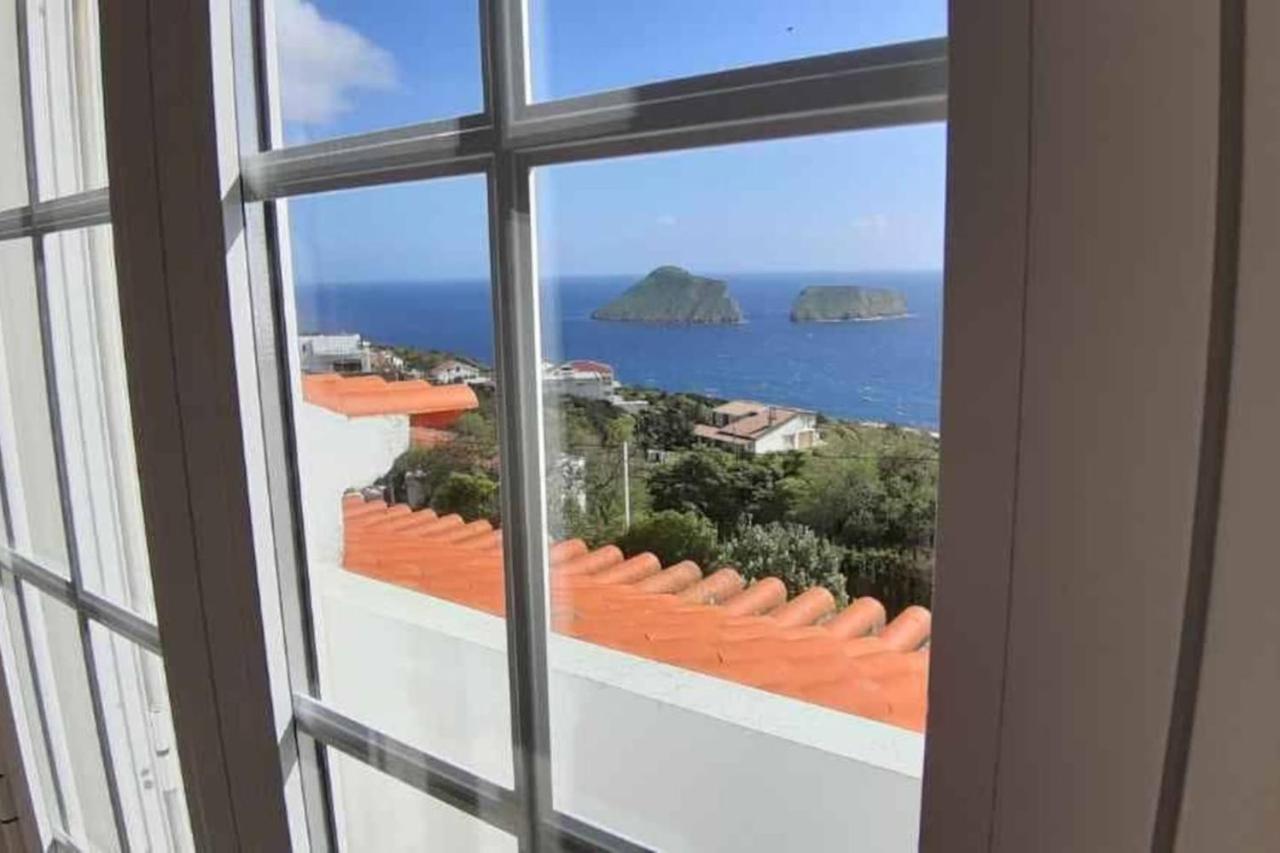 Ocean Front View Apartment Angra do Heroismo Bagian luar foto